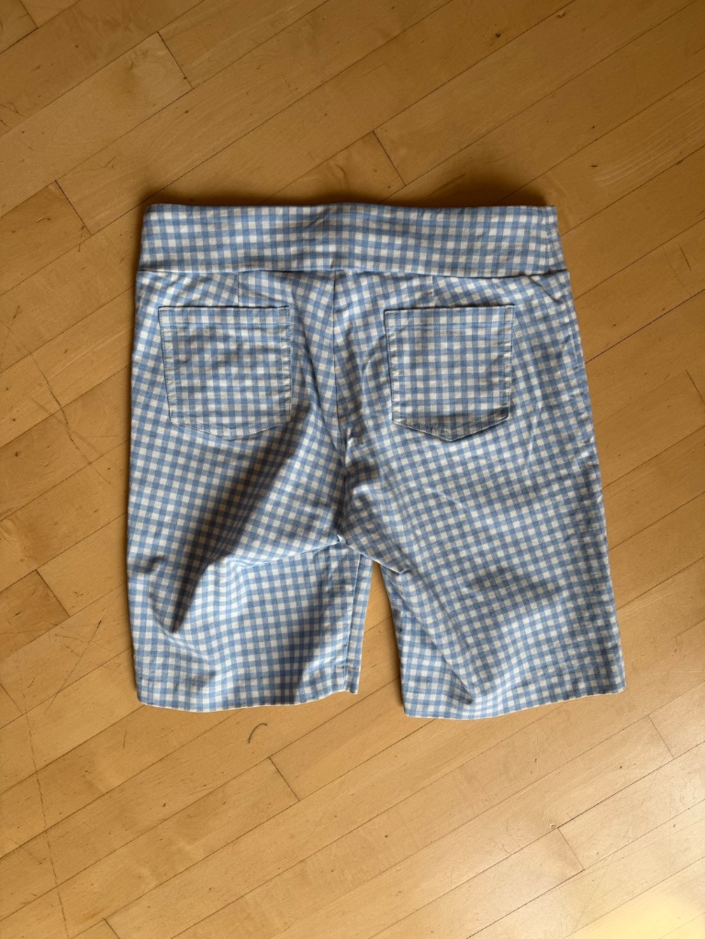 J. McLaughlin Masie gingham check 9" Bermuda shorts, 8, CB2637 - Picture 6 of 7